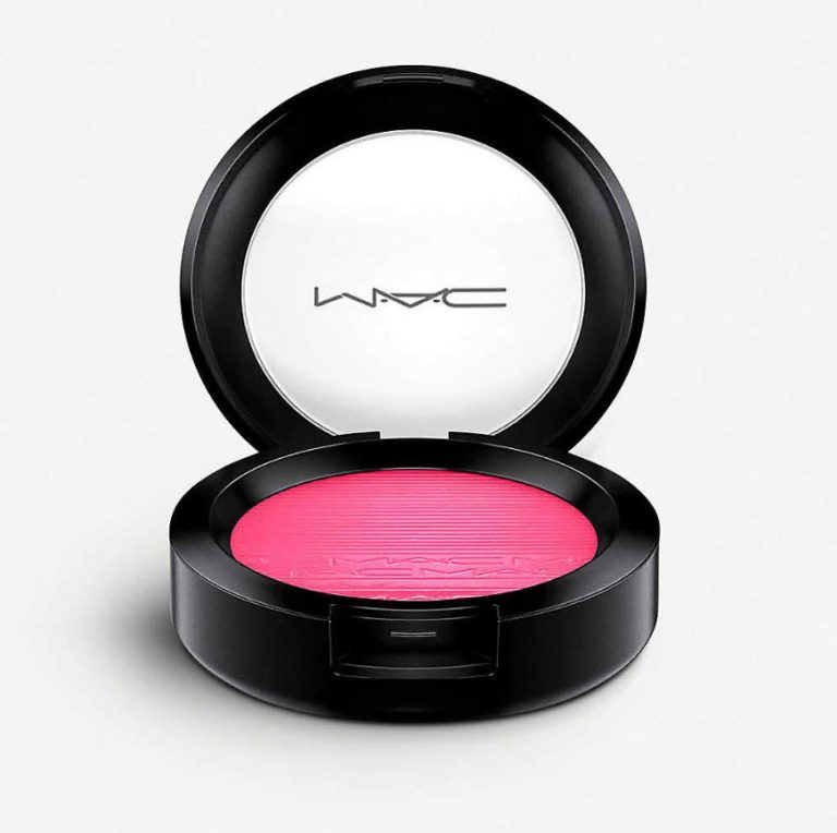 Best Blush for Fair Skin, According to Reddit Redmond Mom