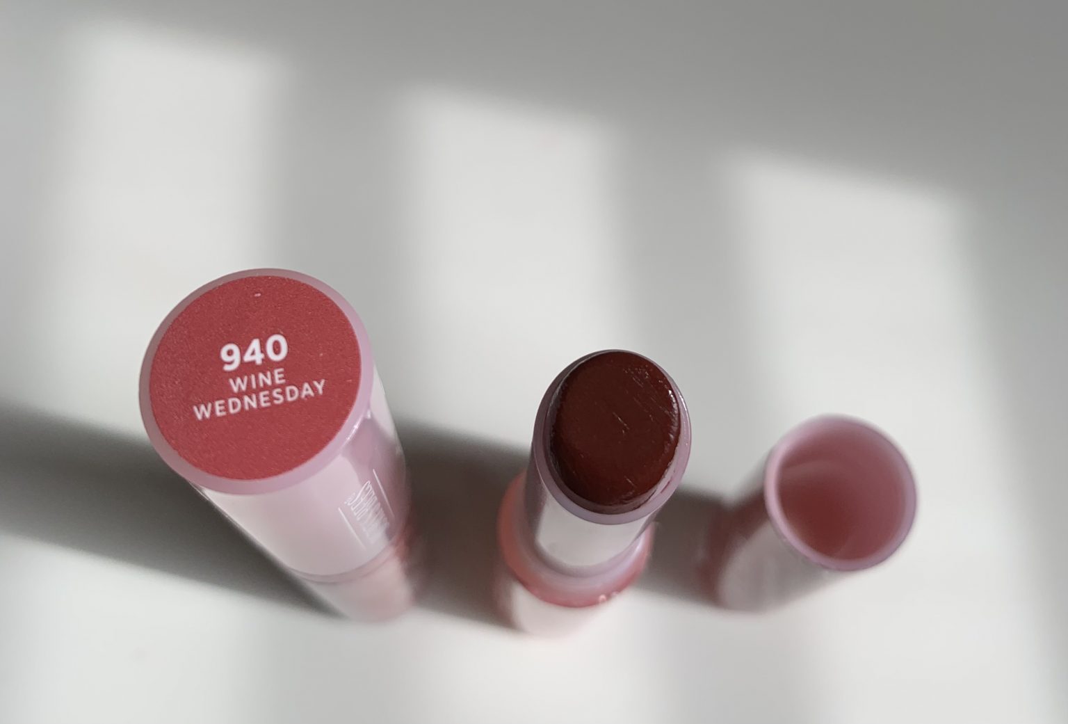 Burt's Bees Gloss & Glow Glossy Balm Review Redmond Mom